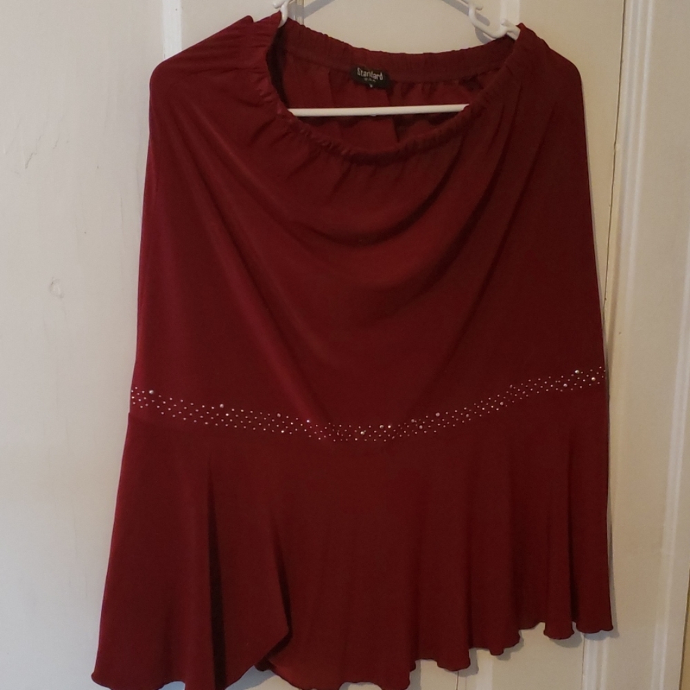 Very comfy silky red burgundy flowy skirt